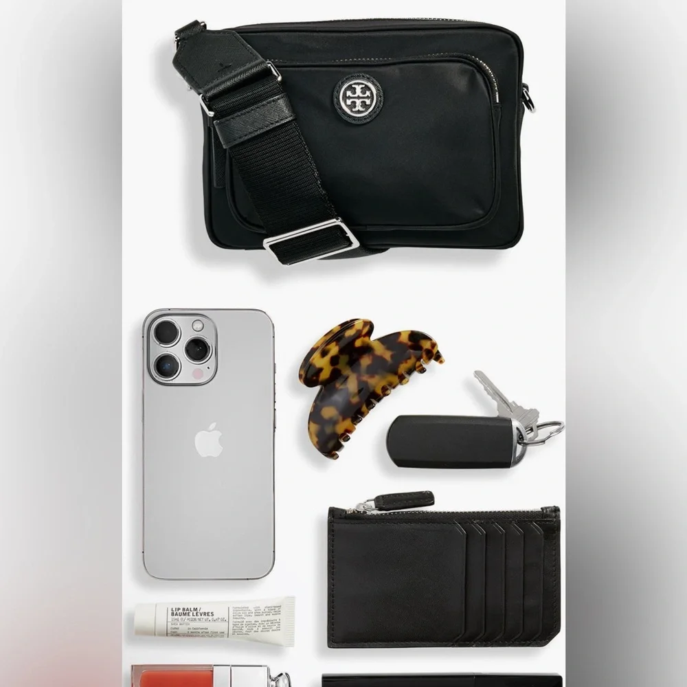 🎉NWT 🎉Tory Burch Mini Nylon Camera Crossbody Bag